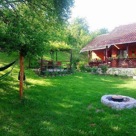 Guest House Little Heaven Užice Esterno foto