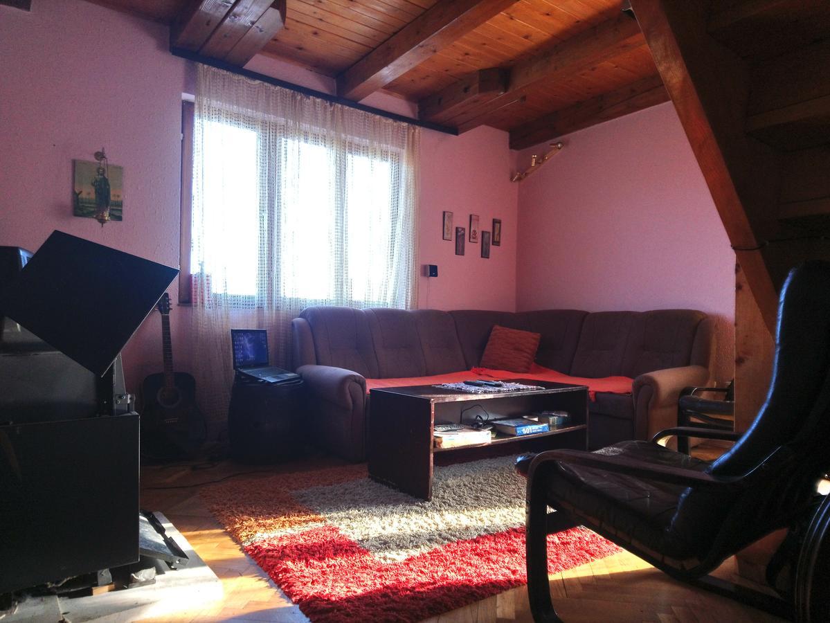 Guest House Little Heaven Užice Esterno foto