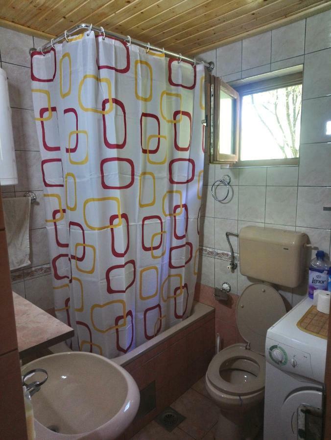 Guest House Little Heaven Užice Esterno foto